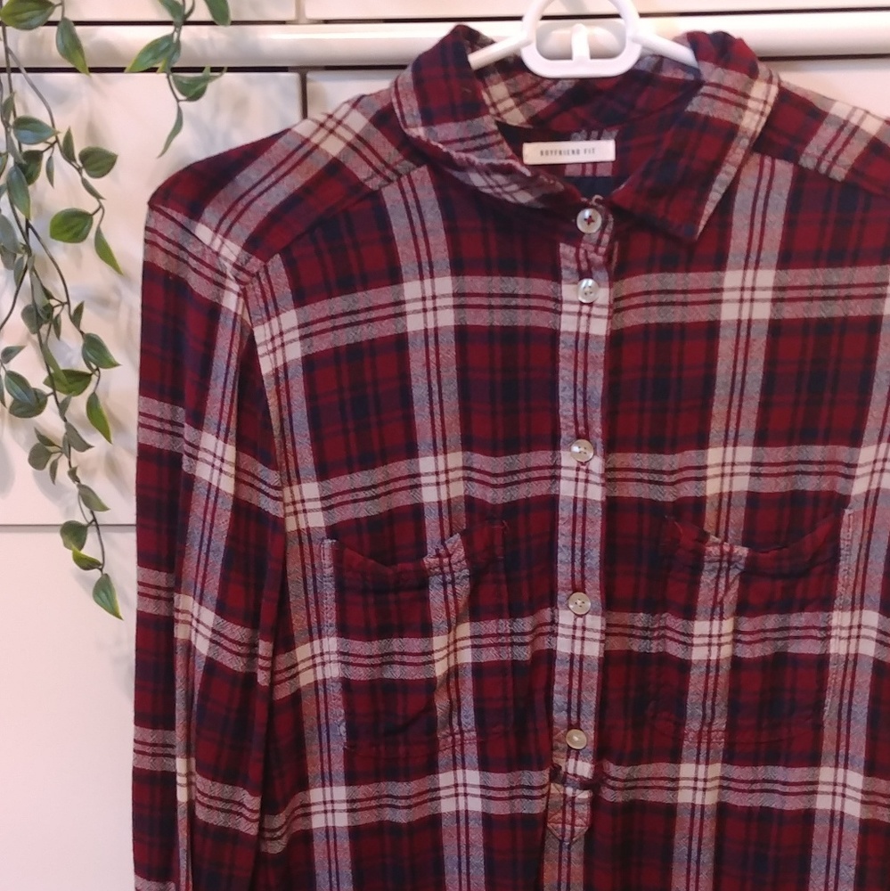 American Eagle Boyfriend Fit Red Flannel